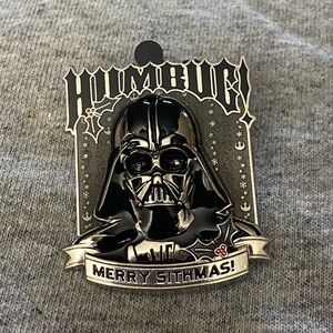 Disney Star Wars Darth Vader Christmas Trading Lapel Pin Disney Parks Lucas Film